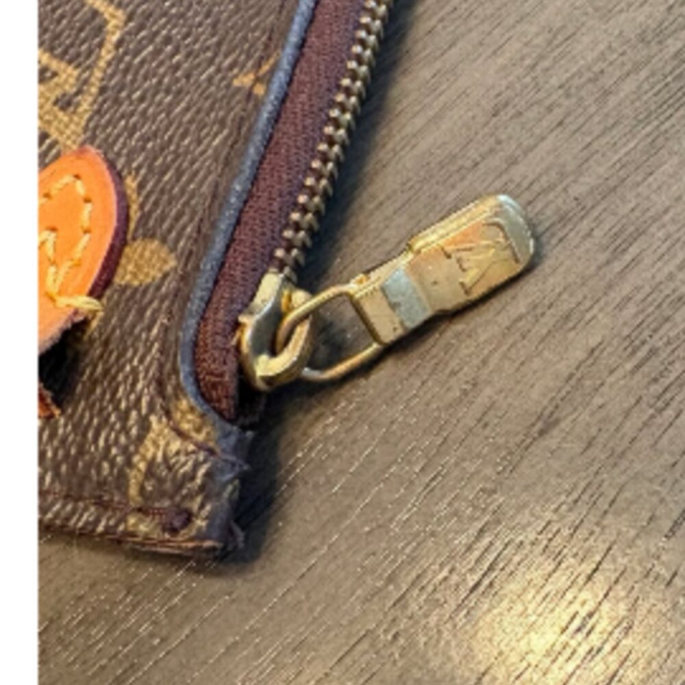 Louis Vuitton Brown Monogram Neverfull Pouch Wristlet - Picture 12 of 14